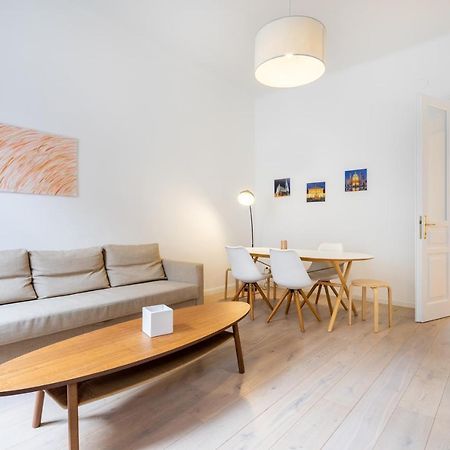 Modernes Apartment Im Charmanten Cottage Viertel Vienne Extérieur photo