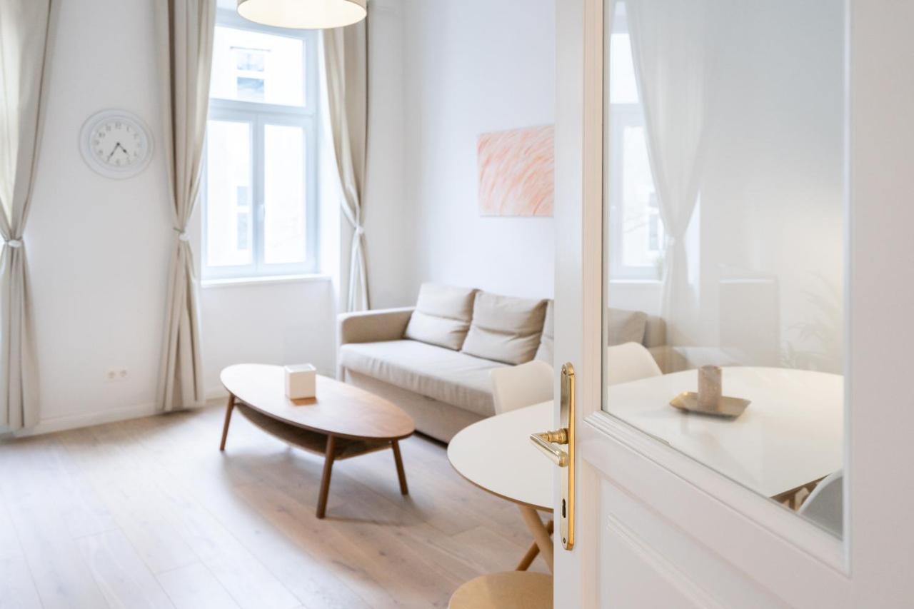 Modernes Apartment Im Charmanten Cottage Viertel Vienne Extérieur photo